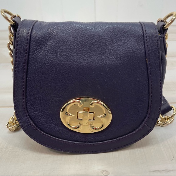 Emma Fox Deep Purple Leather Crossbody Gold Chain Strap Twist Lock - Picture 1 of 9